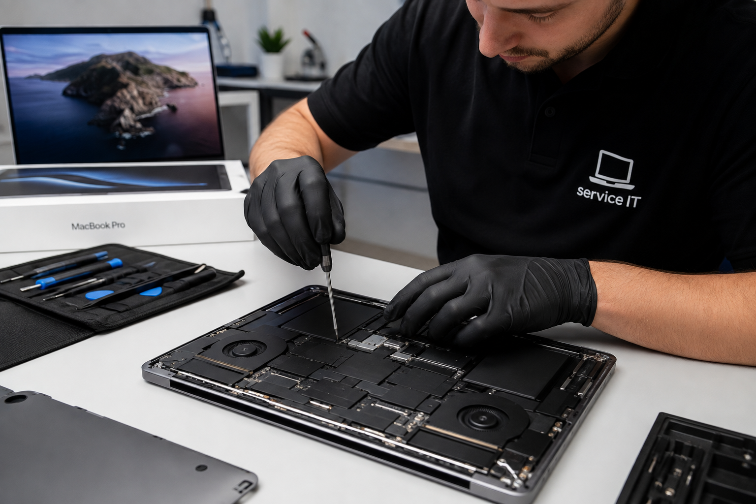 Reparatii Service Laptop Macbook PRO AIR